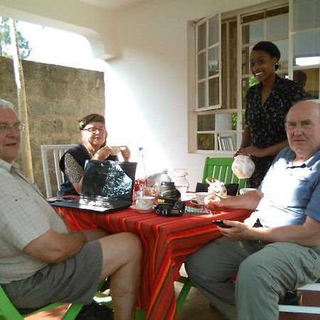 Marigold Park B&B Namanga Luaran gambar
